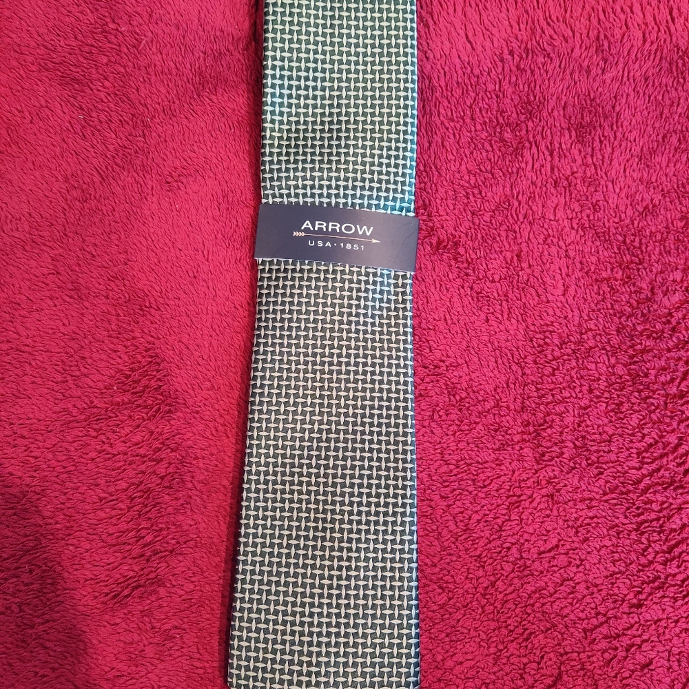 Arrow Tie